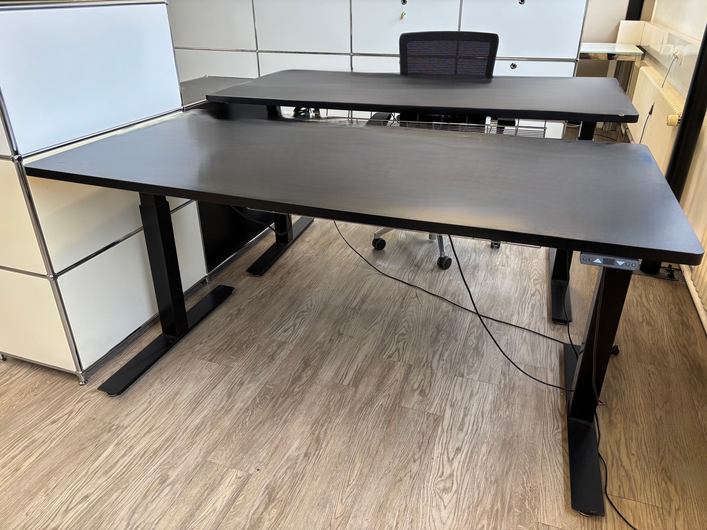 SOLDES : Bureau ECCO réglable en hauteur, blanc, 135 x 70 cm