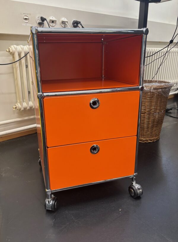 VENTE : Conteneur roulant 40x40x69cm – RAL 2004