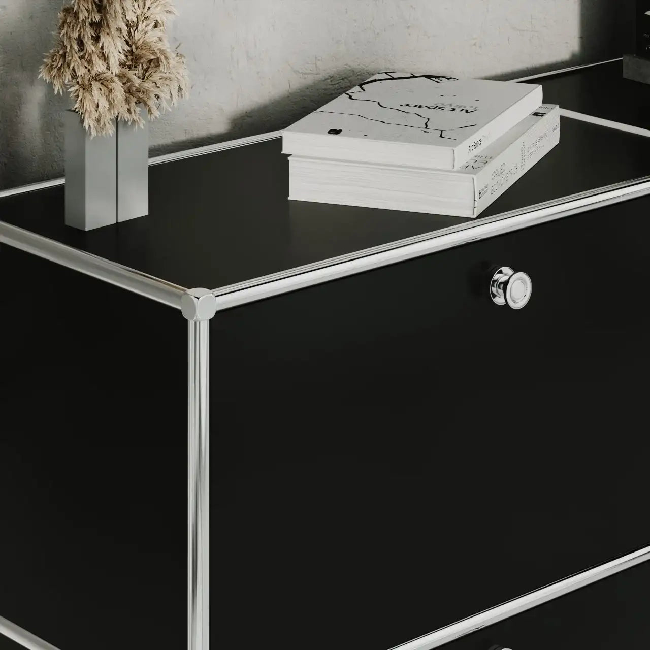 Sideboard in Schwarz mit 3 Schubladen / Klappen