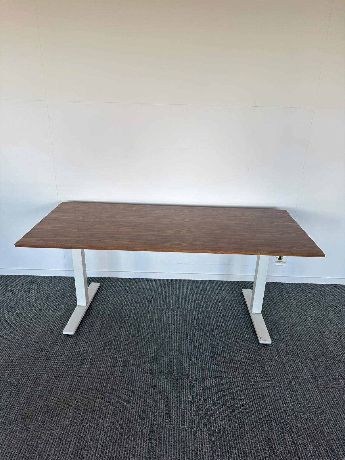 SALE: ECCO höhenverstellbarer Schreibtisch weiss/Nussbaum 180X80cm (T3)