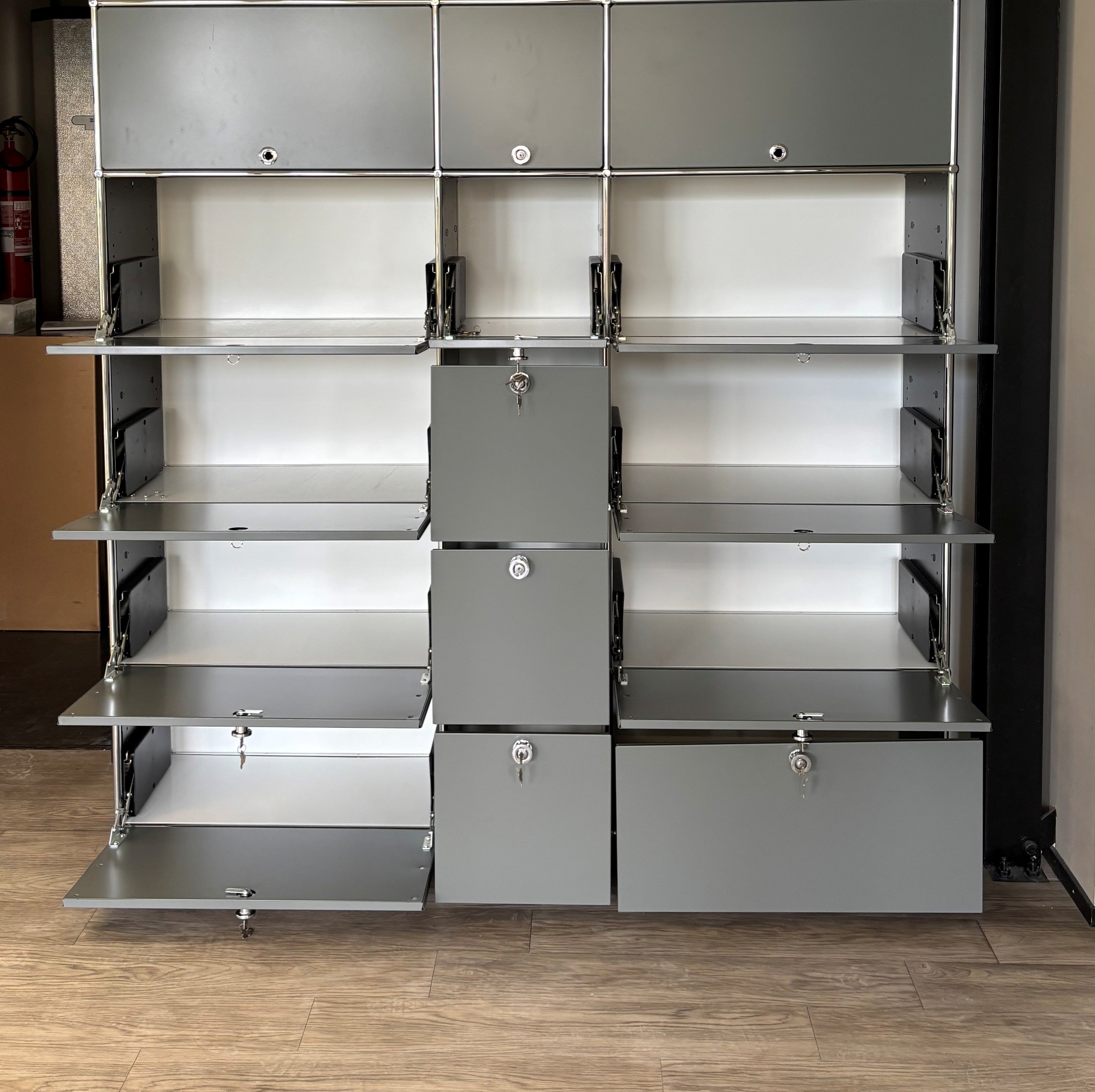 SALE: Highboard dunkelgrau/weiss 190x40x195cm