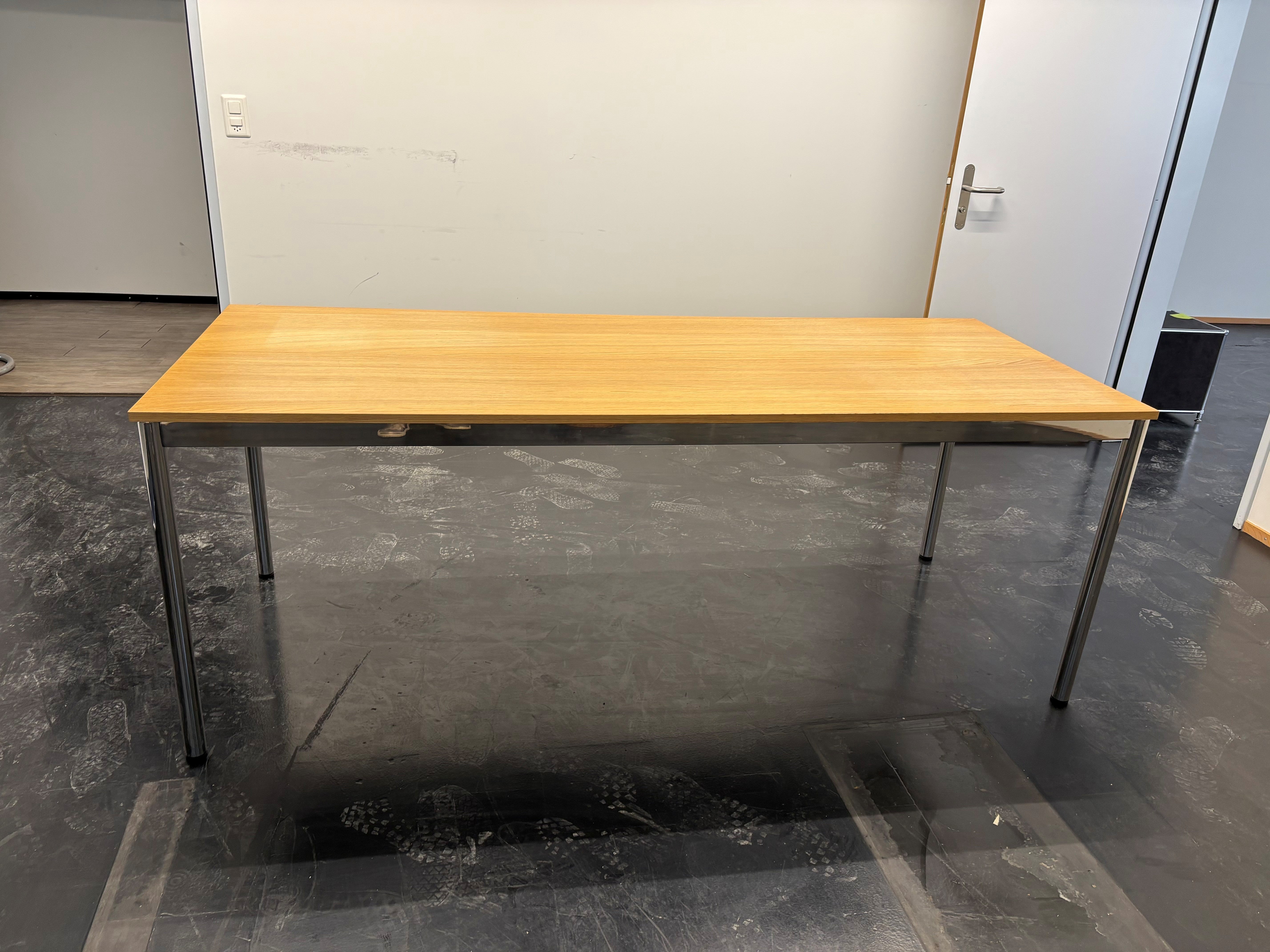 SALE: ECCO height-adjustable desk white 135x70cm