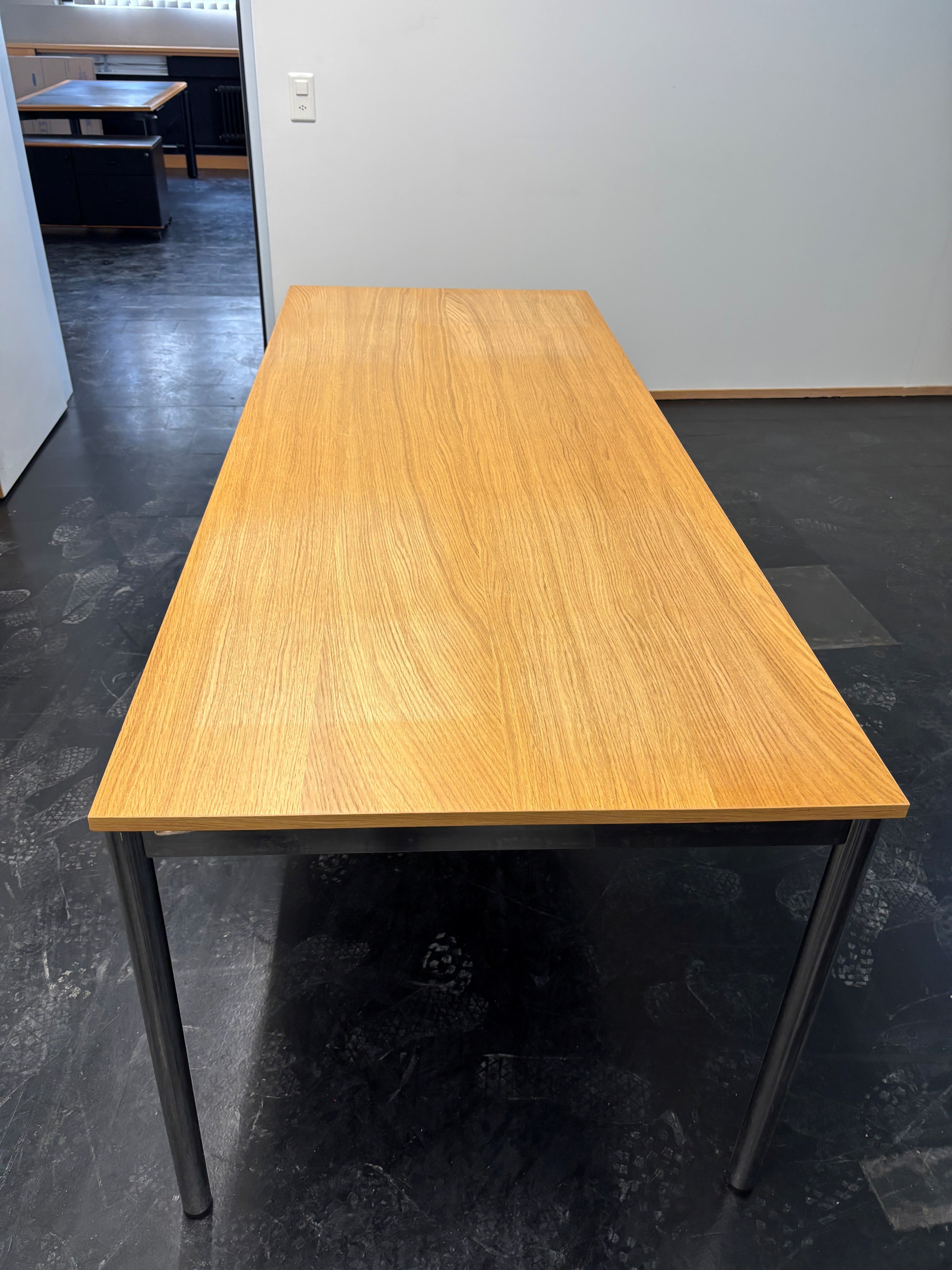 SALE: ECCO height-adjustable desk white 135x70cm