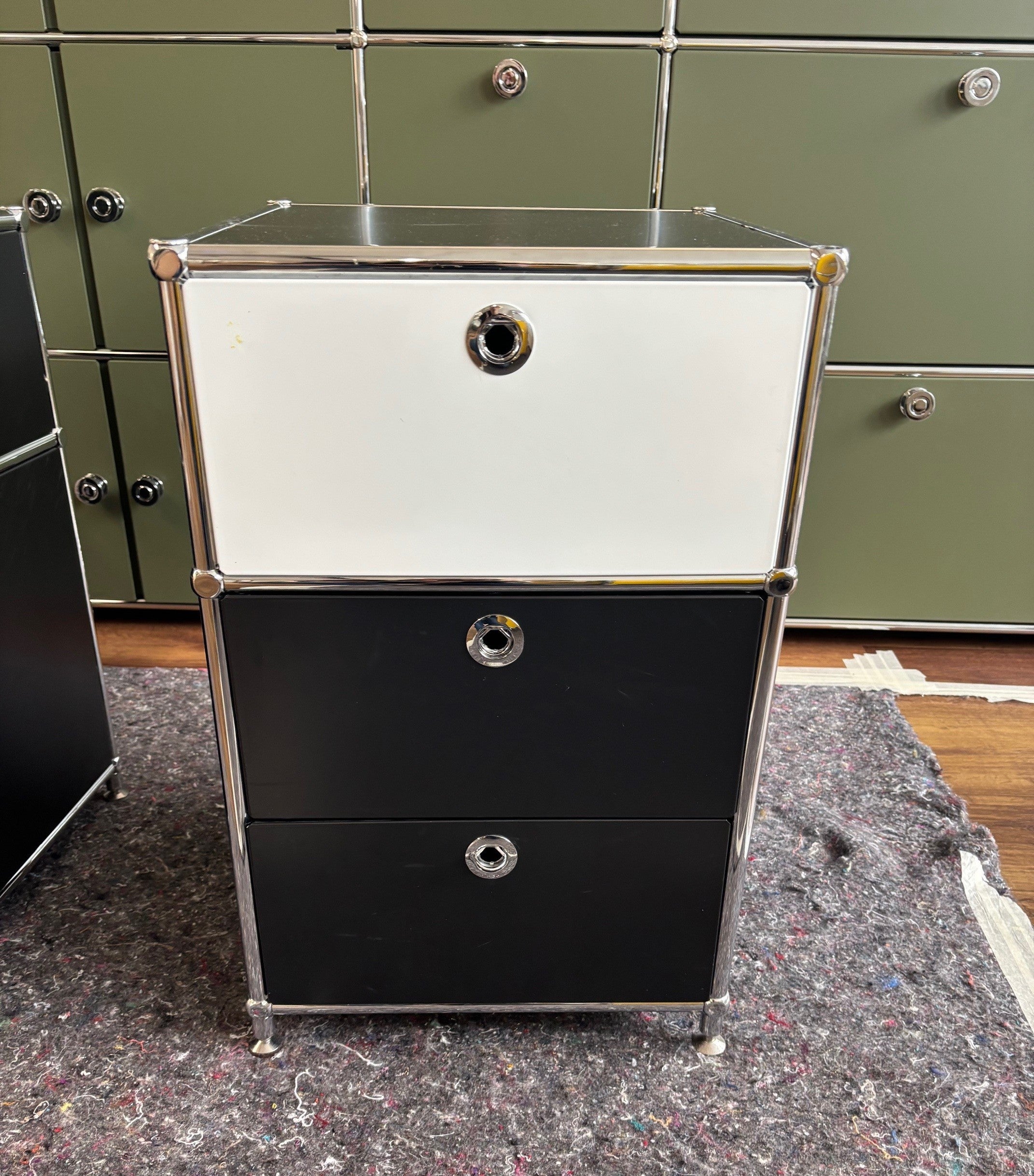 SALE: Container schwarz/weiss, 3 Schubladen