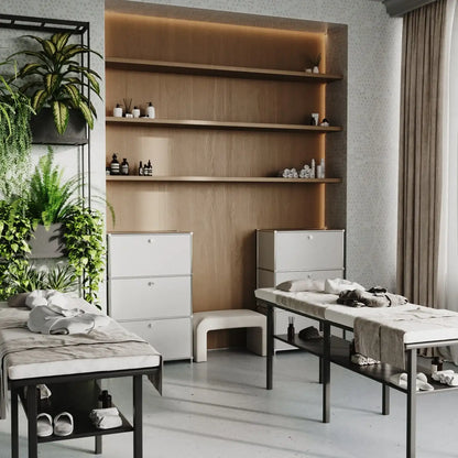 White chest of drawers with 3 drawers