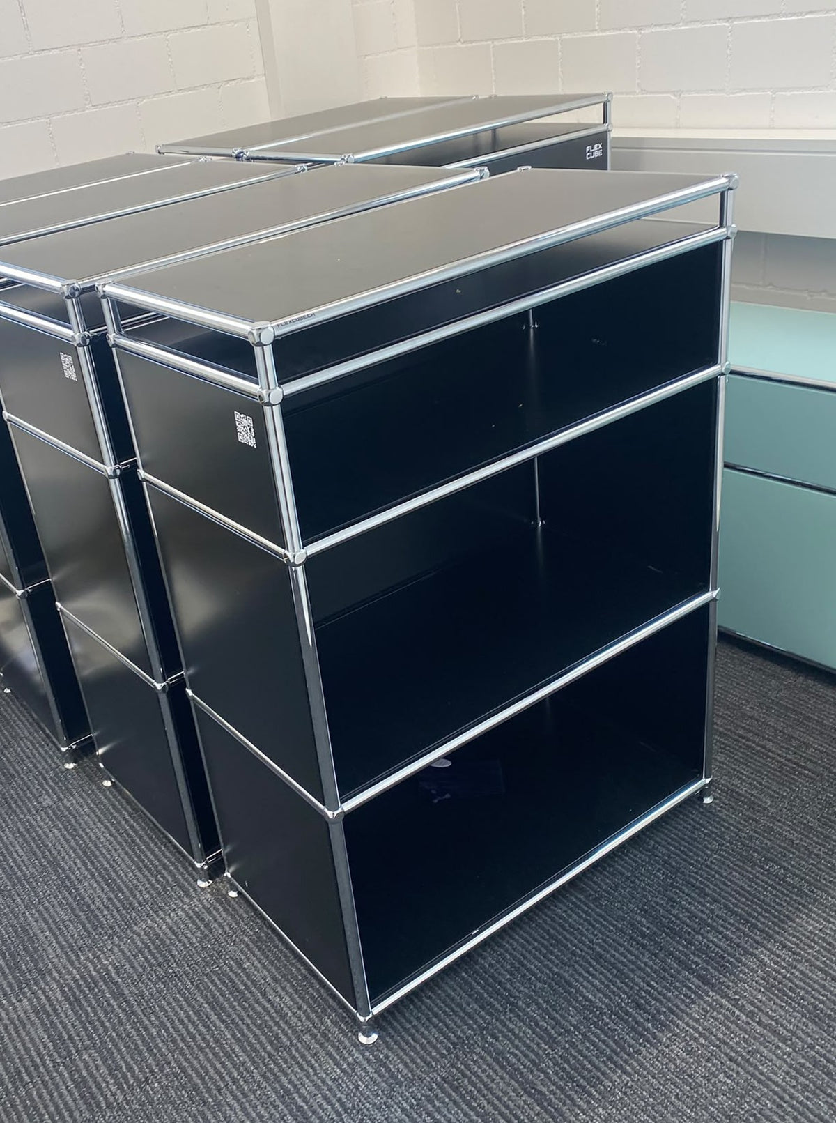 SALE: Highboard dark grey/white 190x40x271cm