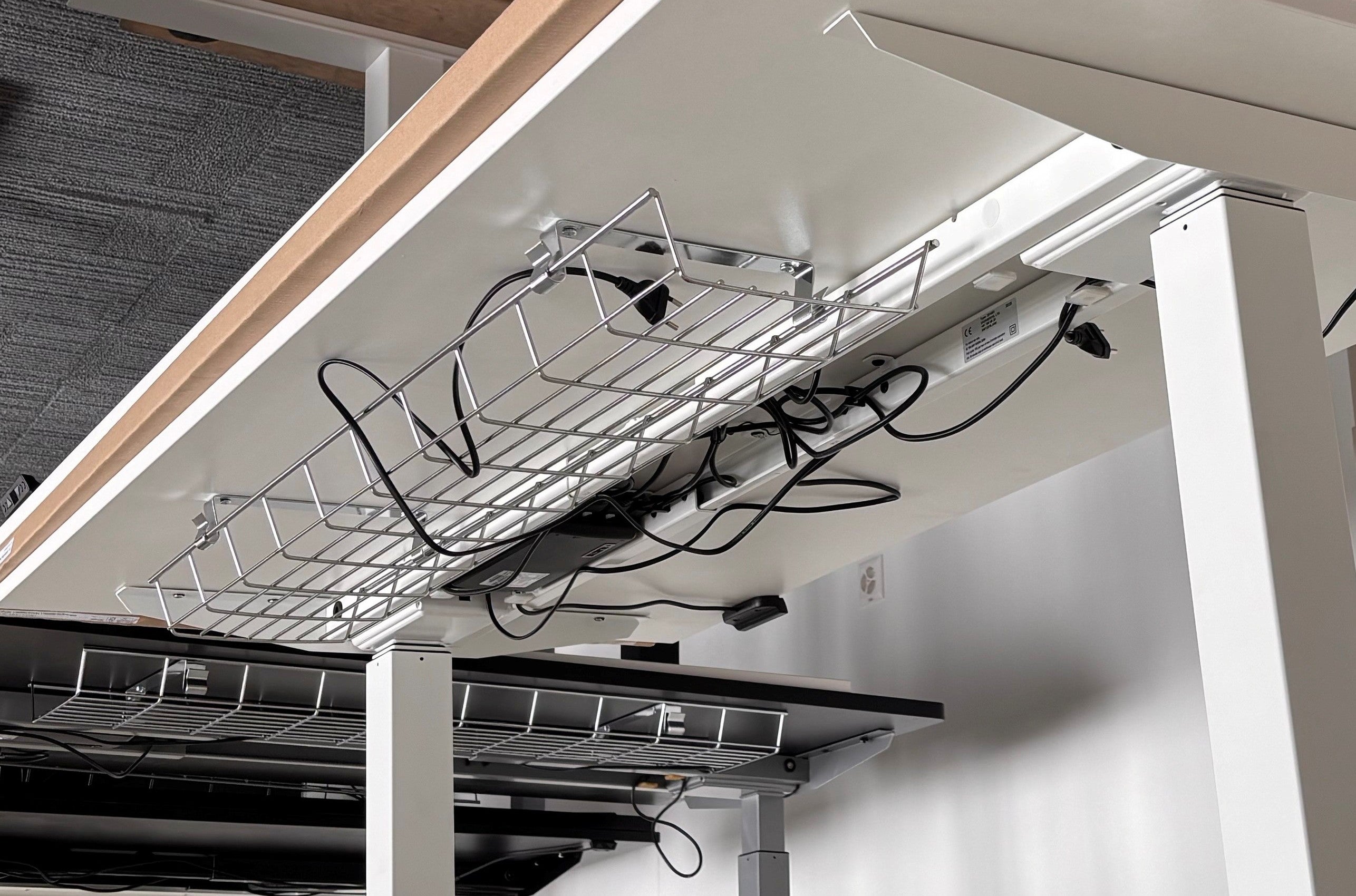 SALE: PROFI höhenverstellbarer Schreibtisch 160x