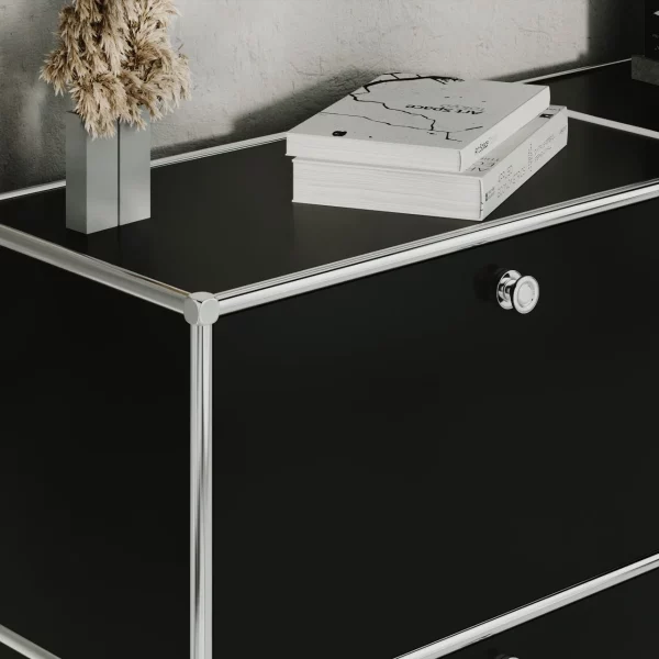 Buffet noir avec 3 tiroirs/abattants