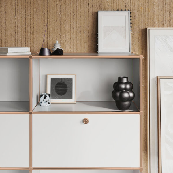 Regal in Weiss mit 3 Klappen - Roségold-Finish